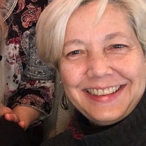 Meet your Posher, Leanne